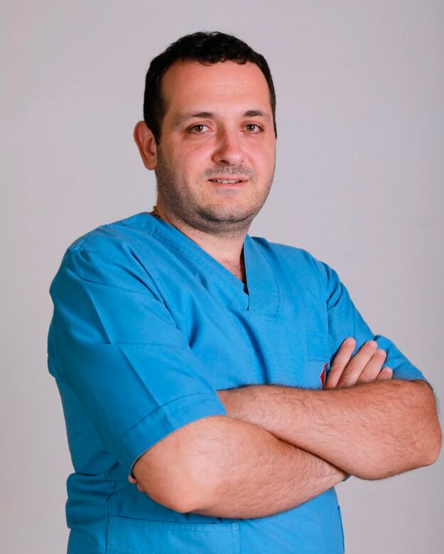 Γιατρός ενδοκρινολόγος Ahmet